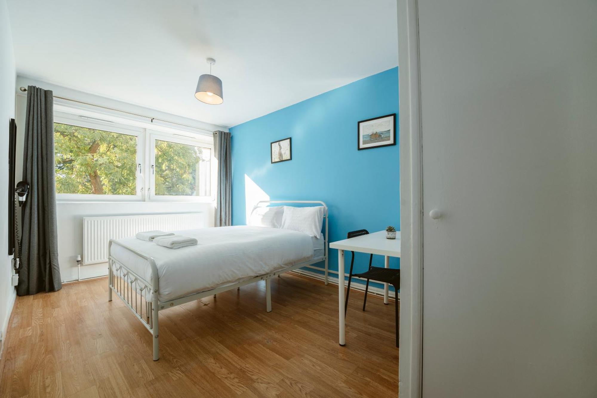 Deptford Bridge Double Rooms London Exterior photo