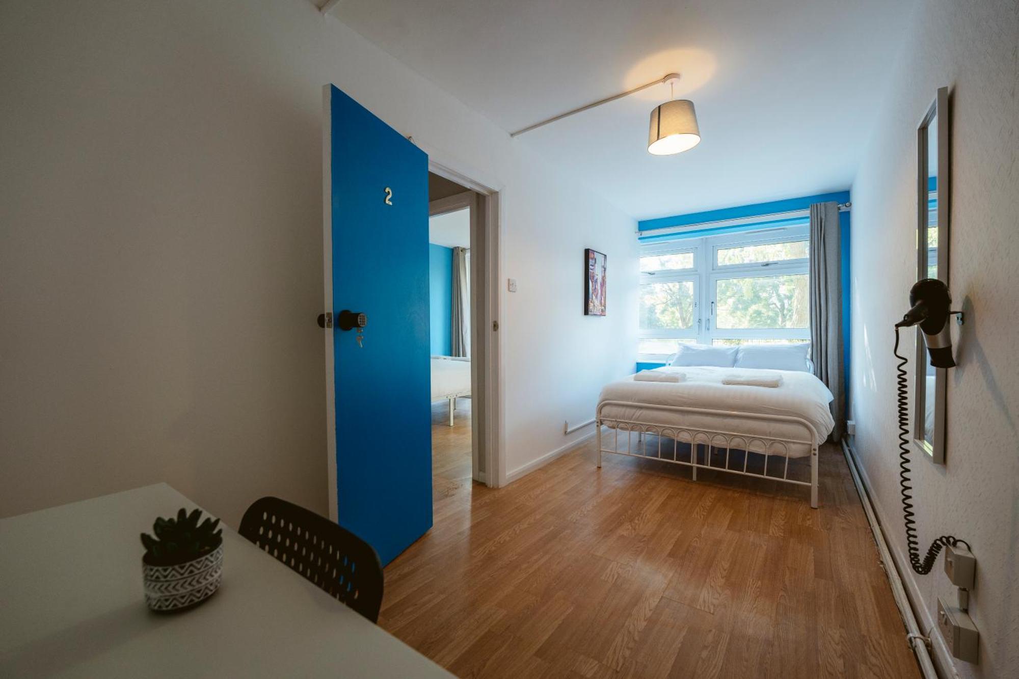 Deptford Bridge Double Rooms London Exterior photo
